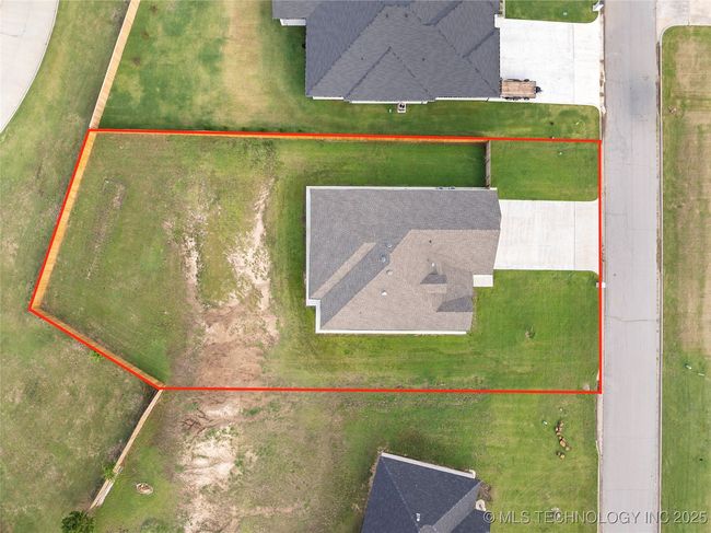 714 Prairie View Rd, House other with 4 bedrooms, 3 bathrooms and null parking in Ardmore OK | Image 41
