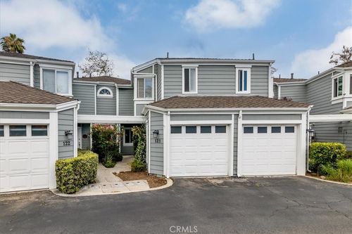 121 Santa Rosa Ct, Laguna Beach, CA, 92651-4423 | Card Image
