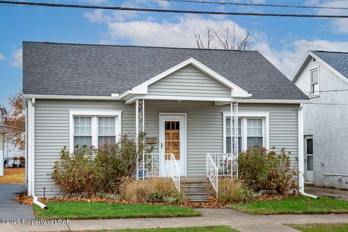 92 Dennison St, Swoyersville, PA, 18704-2217 | Card Image