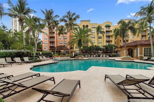6107-19655 E Country Club Dr, Aventura, FL, 33180-4803 | Card Image