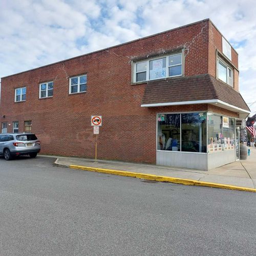 218 N Wellwood Ave, Lindenhurst, NY, 11757-3704 | Card Image