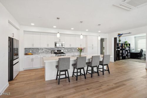 304-2800 Wagon Wheel Rd, Oxnard, CA, 93036 | Card Image