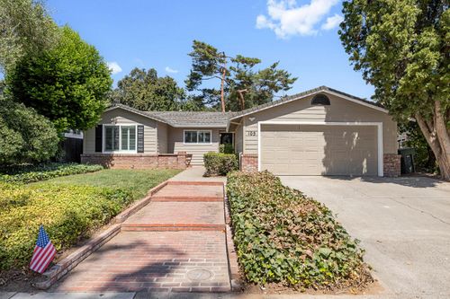 105 Waterglen Circle, Sacramento, CA, 95826 | Card Image