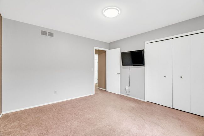 37231 Glenbrook Dr, Condo with 2 bedrooms, 2 bathrooms and null parking in Clinton Township MI | Image 18
