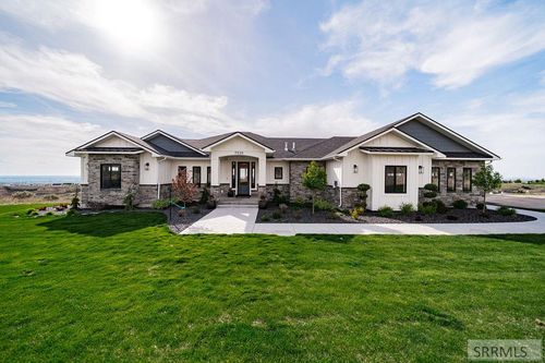 7526 S Pebble Ln, Idaho Falls, ID, 83406-8401 | Card Image