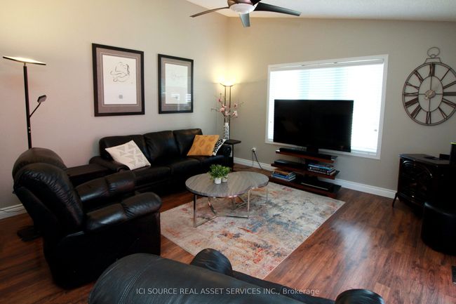 2 Wilmot Creek Dr, House other with 3 bedrooms, 2 bathrooms and 2 parking in Newcastle ON | Image 8