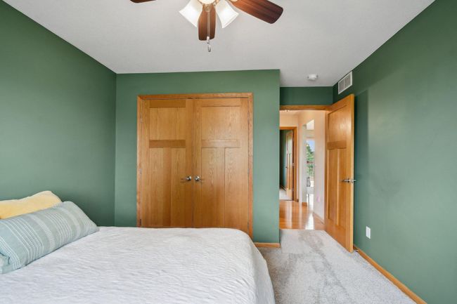 30-web-or-mls-Prairie Grass Dr-1006-028.jpg | Image 30