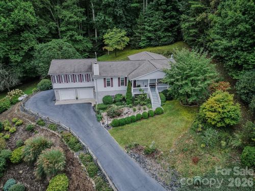 71 Reserve Dr, Burnsville, NC, 28714-9205 | Card Image