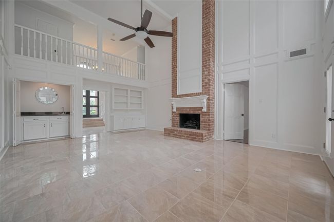 Formal Living Room | Image 11