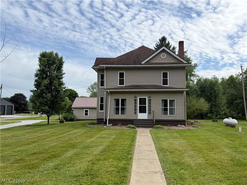 24611 County Road 24, Coshocton, OH, 43812-9723 | Card Image