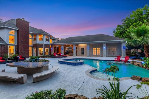1122 Lake Country Dr, Seabrook, TX, 77586-4510 | Card Image