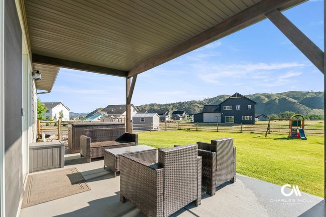Covered Back Patio | Image 25