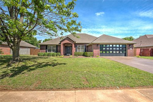 2210 Sw Juniper Ave, Bentonville, AR, 72713-7568 | Card Image