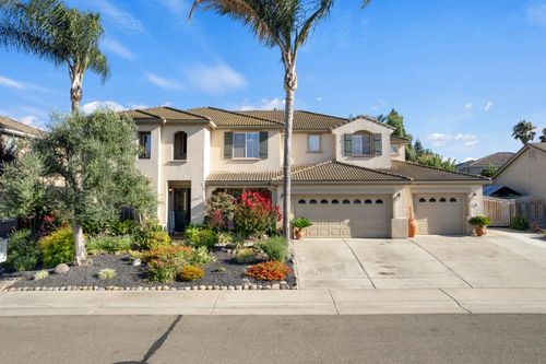 968 Roundstone Dr, Galt, CA, 95632-3152 | Card Image