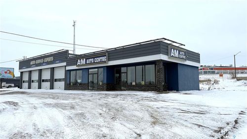 370 Railway Ave E, North Battleford, SK, S9A2R6 | Card Image