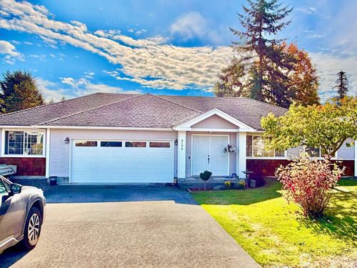 8190 Skagit Way, Blaine, WA, 98230-9554 | Card Image