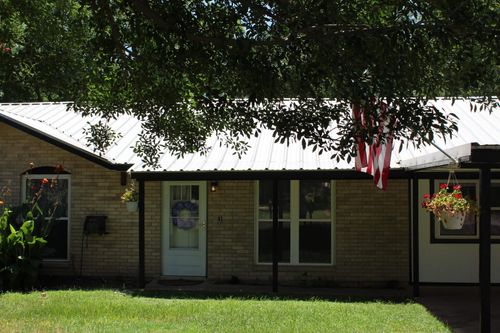 1252 Live Oak Dr, Marble Falls, TX, 78654-7259 | Card Image