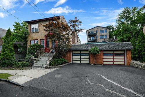 1089 Mile Square Rd, Yonkers, NY, 10704-1612 | Card Image