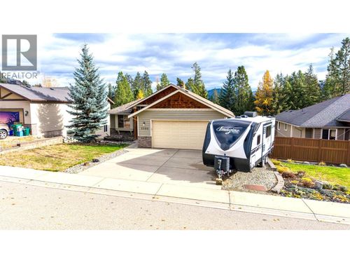 1701 Mountain View Ave, Lumby, BC, V0E2G7 | Card Image