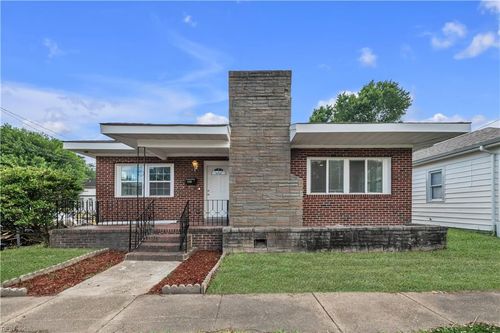 2316 Effingham St, Portsmouth, VA, 23704-6620 | Card Image