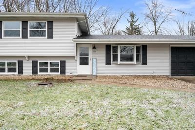 1713 W Glenn Ellyn Drive, House other with 4 bedrooms, 2 bathrooms and null parking in Muncie IN | Image 3