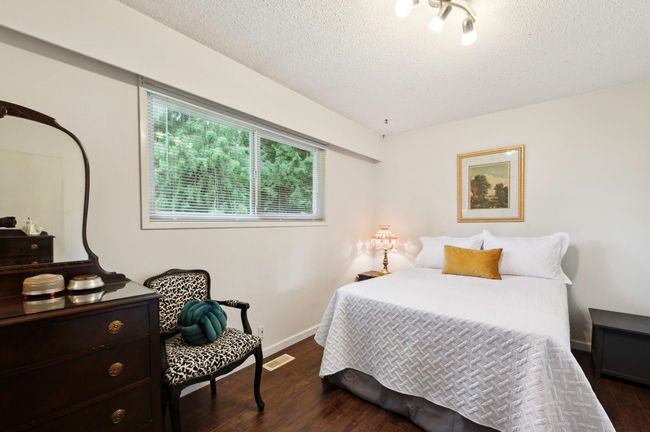 4037 196 A St, House other with 6 bedrooms, 3 bathrooms and 6 parking in Langley BC | Image 21