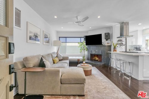 7-1315 Stanford St, Santa Monica, CA, 90403 | Card Image