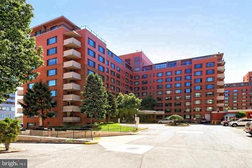 apt-445-1121 Arlington Blvd, ARLINGTON, VA, 22209-3238 | Card Image