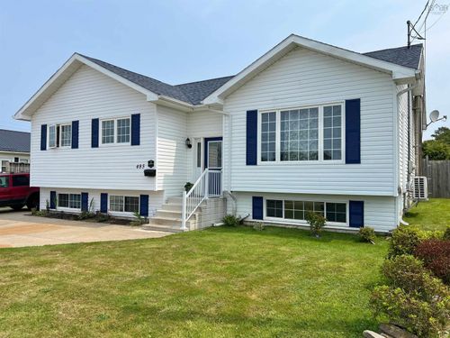 485 Brunswick St, Yarmouth, NS, B5A4V5 | Card Image