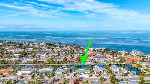 607 Emerald Ln, HOLMES BEACH, FL, 34217-1219 | Card Image