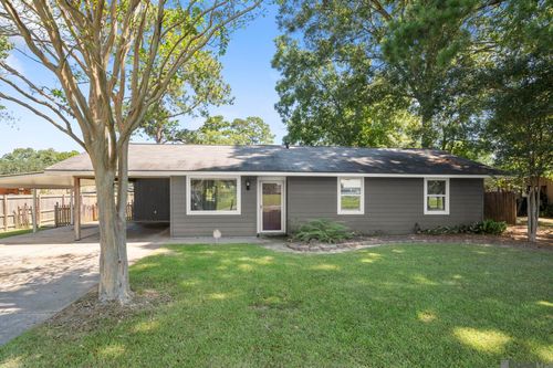 3827 Noble St, Zachary, LA, 70791-4443 | Card Image
