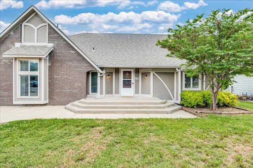 132 Timberlane Dr, Haysville, KS, 67060-1031 | Card Image