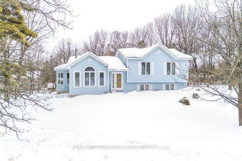 104 Beckett View Dr, Pembroke, ON, K8A6W2 | Card Image