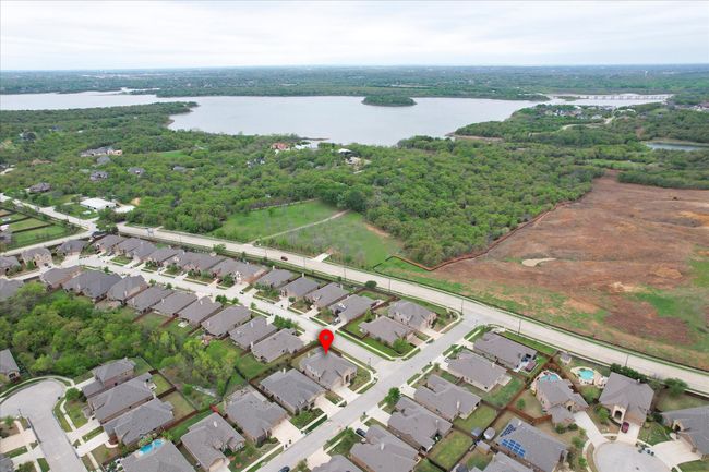 208 Equestrian Rd, House other with 4 bedrooms, 4 bathrooms and null parking in Hickory Creek TX | Image 39