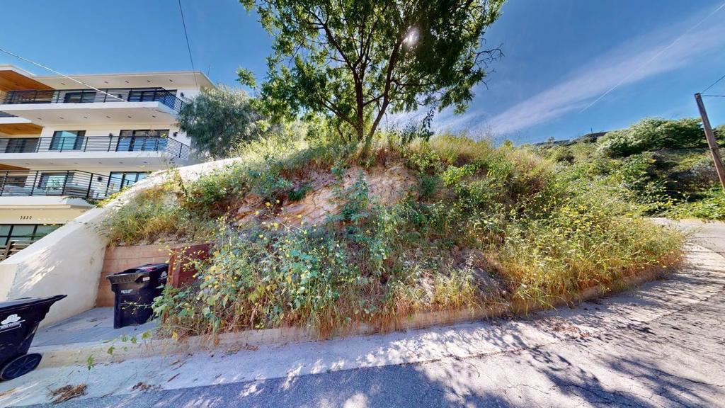 Land in Sherman Oaks