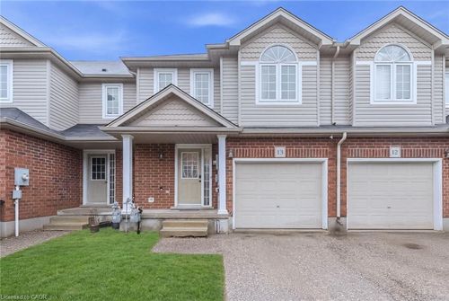 13-468 Doon Dr South, Kitchener, ON, N2P0A2 | Card Image