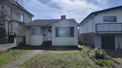 454 E 55th Ave, Vancouver, BC, V5X1N4 | Card Image