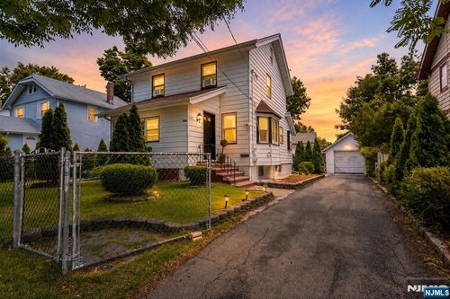 1161 Anna St, Teaneck, NJ, 07666-4807 | Card Image