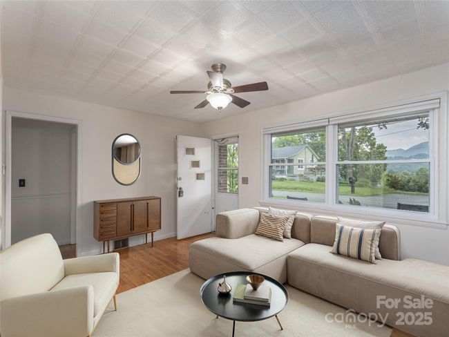 151 Ingram Loop, House other with 3 bedrooms, 2 bathrooms and null parking in Clyde NC | Image 9