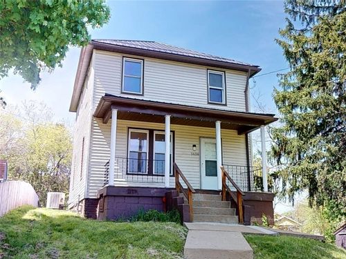 1638 Saxonburg Blvd, Tarentum, PA, 15084-2310 | Card Image