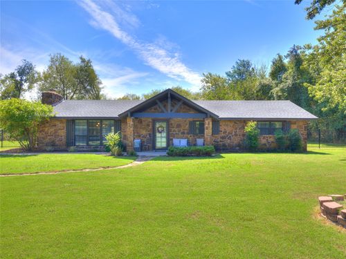 8220 146th St, Collinsville, OK, 74021-4090 | Card Image