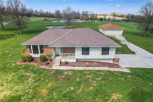 13512 E 198th St, Peculiar, MO, 64078-9006 | Card Image