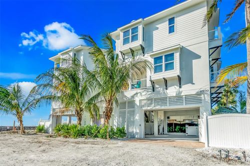 2500 Gulf Dr N, BRADENTON BEACH, FL, 34217-2270 | Card Image