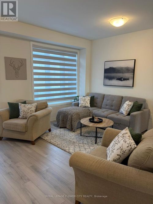 205-585 Colborne St, Brantford, ON, N3S0K4 | Card Image