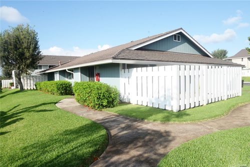apt-c4-94-767 Paaono St, Waipahu, HI, 96797-4287 | Card Image