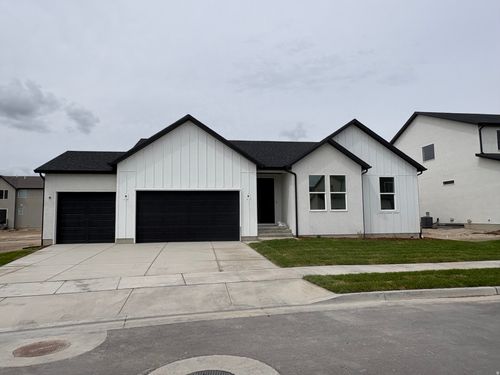 4919 N Emerald Ave, Eagle Mountain, UT, 84005-6201 | Card Image