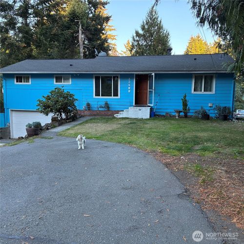 13422 14th Ave S, Burien, WA, 98168-2818 | Card Image