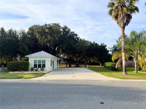 4661 Se 94th Ave, Webster, FL, 33597-4588 | Card Image