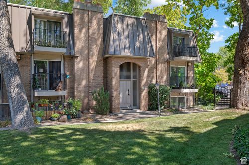 apt-6-4852 S Highland Cir, Holladay, UT, 84117-6027 | Card Image