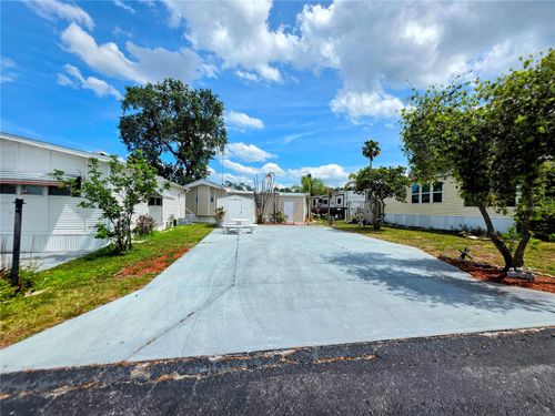 7336 International Cir, LAKE WALES, FL, 33898-4203 | Card Image